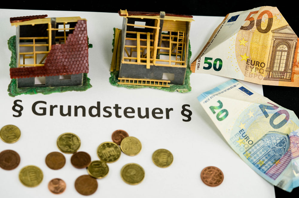 Ab dem 01. Januar 2025 greift die Grundsteuerreform. Informationen, Fragen und Antworten sowie Kontaktdaten finden Sie im nachstehendem Text. (Foto: iStockphoto-AndreasSeidlinger)